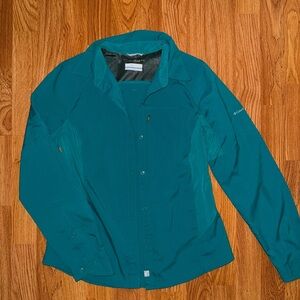 Columbia Turquoise Button-Up Omni-shade Shirt